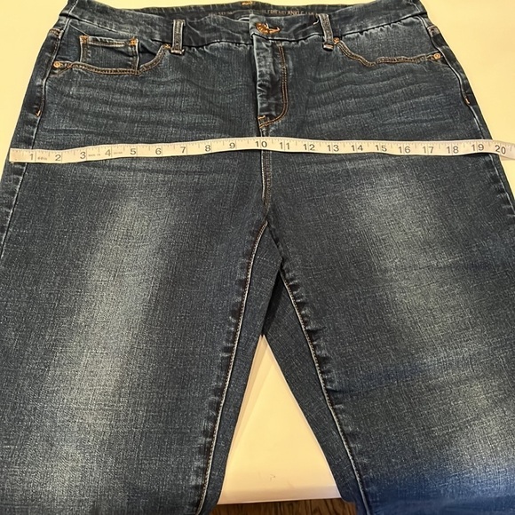 Chico’s So Slimming Girlfriend Ankle  Size 1.5 - Picture 5 of 16